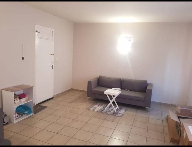 1 BEDROOM PROPERTY TO RENT IN GREEN HILLS